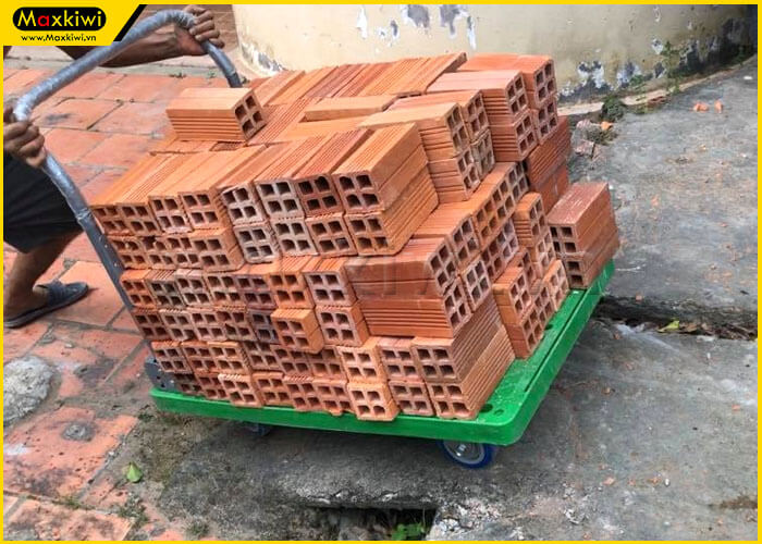 Xe đẩy hàng nhựa có tải trọng cao