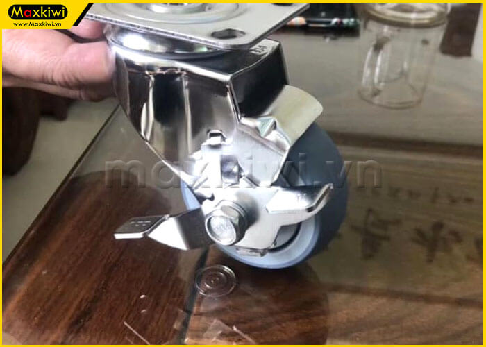Mẫu bánh xe TPR có khóa